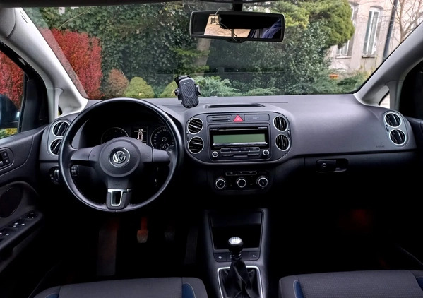 Volkswagen Golf Plus cena 23500 przebieg: 181077, rok produkcji 2010 z Łobez małe 326